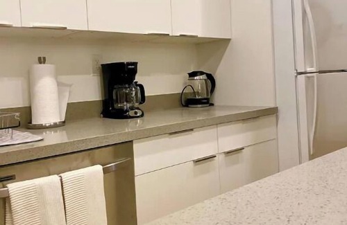Key Biscayne Condo | Totally Updated unit 5 min from the beachđ Youâll love it !