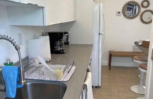 Key Biscayne Condo | Totally Updated unit 5 min from the beachđ Youâll love it !