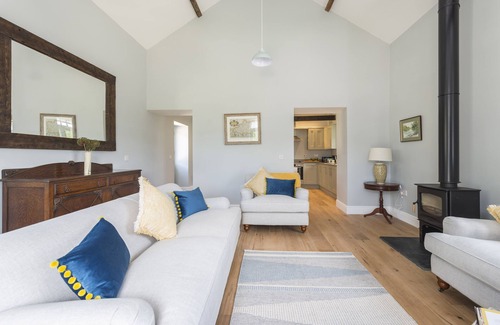 West Compton House | Tothery Cottage - A beautiful detached barn conversion