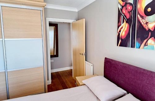 Northumberland Park Apartment | Tottenham Spur Hideaway