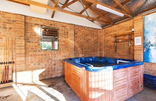 Toukley House | Toukley Gem Near Budgewoi Lake