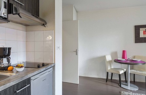 Juncasse - Argoulets Apartment | Toulouse's urban refuge