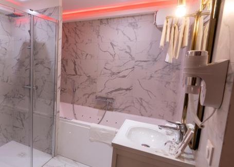 Villars-les-Dombes Bed & Breakfast | Touraco