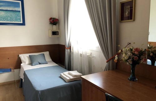 Dese House | Tourist accommodation in Venice Mestre, quiet room with wifi and free parking