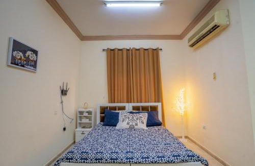 Abu Dhabi House | Tourist family and couple rooms abudhabi Baith Al Jannah LLC Private Family Rooms - Attached Washroom - VL01