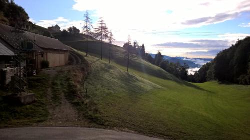Ambroz pod Krvavcem Bed & Breakfast | Tourist Farm Pr'Dovar