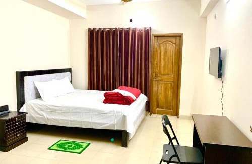 Uttara Bed & Breakfast | Tourist Home