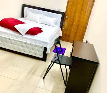 Uttara Bed & Breakfast | Tourist Home