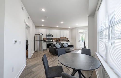 Church Hill Apartment | Tourist Home of Richmond 1-bedroom Apartment - Church Hill North TH08