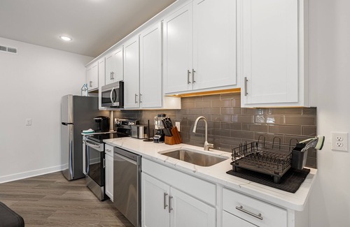 Church Hill Apartment | Tourist Home of Richmond 1-bedroom Apartment - Church Hill North TH08