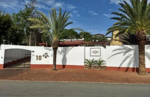 Windhoek House | Tourmaline Guest House
