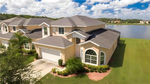 Crystal Cove House | Tourmaline Lovely 5 BR Sleeps 10 Pool Lake View