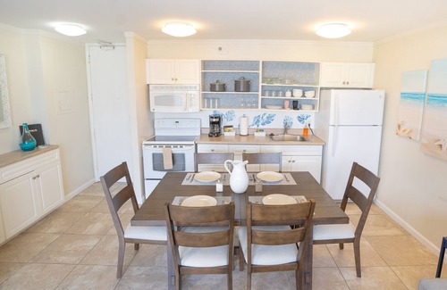 Waikiki Condo | Tower 2 Suite 1207 (1-Bedroom Condo) with Pool and Golf Course view