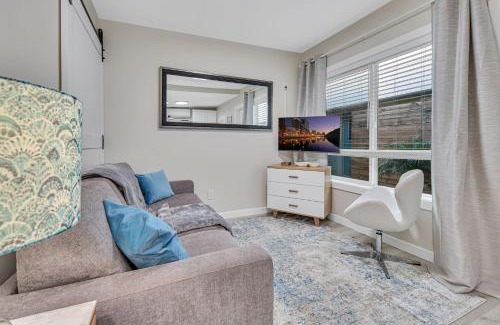 South Oceanside Apartment | Tower 9 F