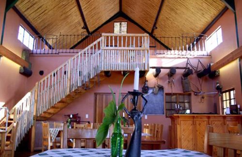 Okhahlamba Bed & Breakfast | Tower of Pizza