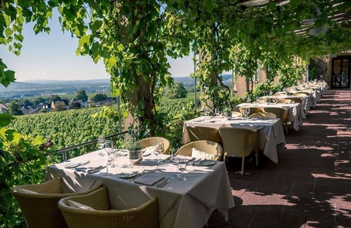 Johannisberg House | Tower room - Castle & Guesthouse by Schwarzenstein
