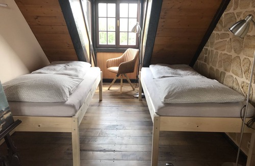 Leppersdorf Other | Tower room vacation apartment in the Romanesque house of the manor near Radeberg