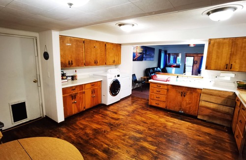 Carlotta Cabin | Towering Redwoods, Private River Access, 2 Bathroom, 3 Bedroom, Up to 13 Guests