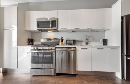 Downtown St. Louis Apartment | Towers 2103 I Luxury I Stunning Views!