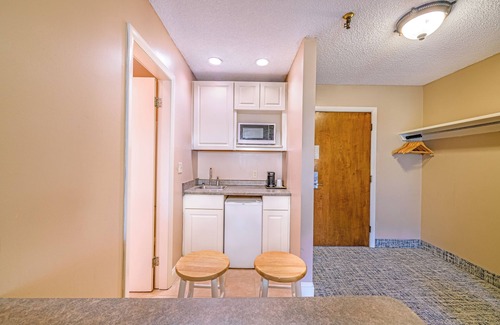 Gorham Hotel | Town and Country Inn & Resort