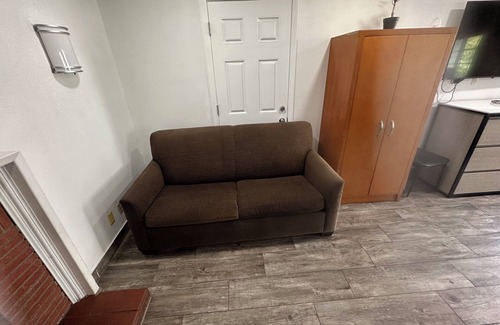 North State Hotel | Town and Country Inn