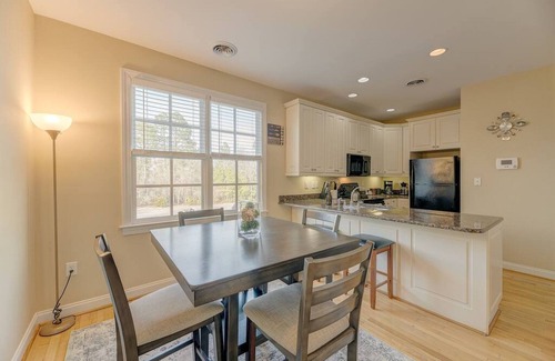 Lake Carolina House | Town Center Executive Condo