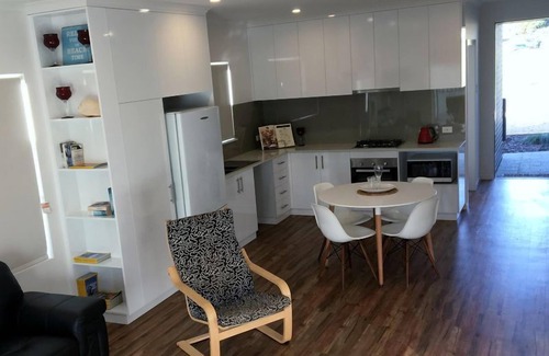 Esperance Apartment | Town Central Accommodation