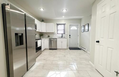 Newton Apartment | Town & Country Andover NJ Area-1st Floor 2 Bedroom