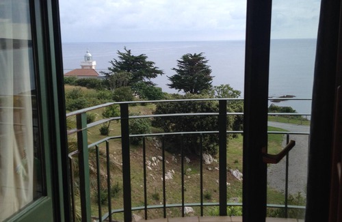 San Vicente de la Barquera Apartment | Townhouse in San Vicente de la Barquera