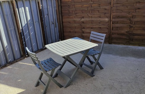 Loire - Vignobles et Nohain House | Town house with courtyard in Cosne sur Loire