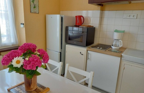 Le Croisic House | Town house 200m from all amenities, center, port, train station, park.