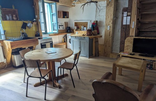 Mende House | Town house in the heart of Mende