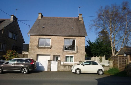 Dinan House | TOWN HOUSE NEO BRETON