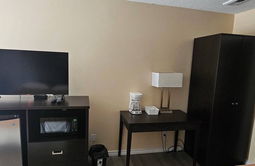 Leamington Hotel | Town N Country Motor Inn