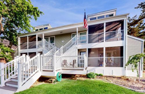 Dewey Beach Apartment | Town of Dewey Beach - 20 McKinley Unit A