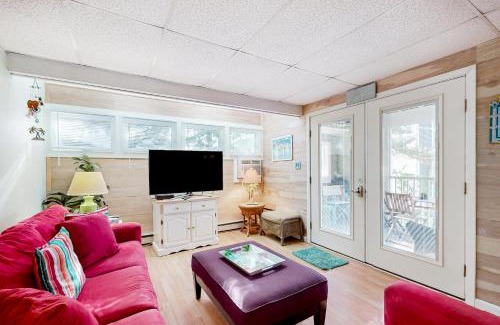 Dewey Beach Apartment | Town of Dewey Beach - 20 McKinley Unit A