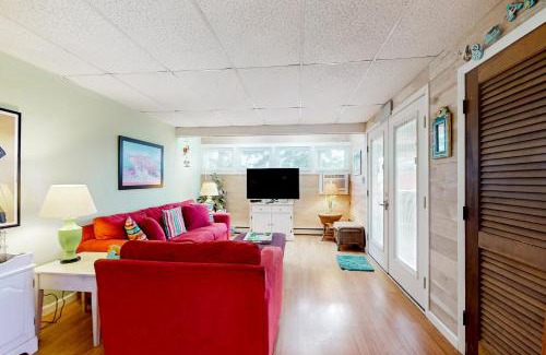 Dewey Beach Apartment | Town of Dewey Beach - 20 McKinley Unit A