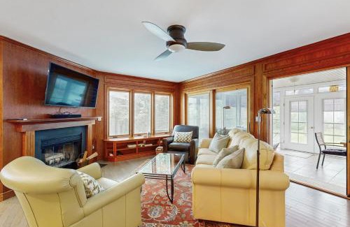 Historic District House | Town of Lewes - 138 Washington Ave, Unit B