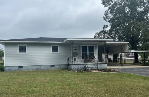 Rogersville House | Town Street Retreat is centrally located to all Rogersville has to offer.