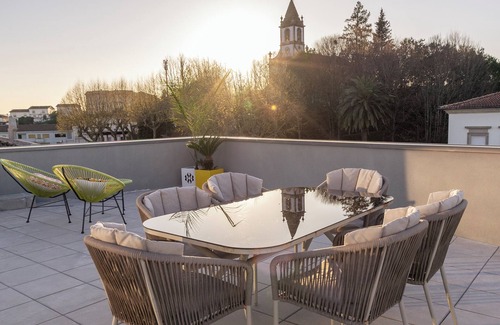 Lousada Apartment | TOWN TERRACE