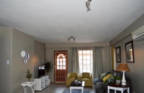 Pietermaritzburg Apartment | Town View