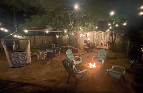 Bridgehampton Cottage | Town walking distance-Bridgehampton Cottage