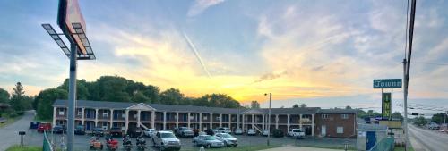 Glasgow Hotel | Towne Inn