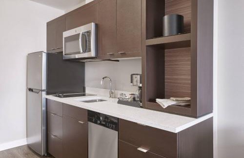 Medicine Hat Hotel | TownePlace Suites by Marriott Medicine Hat