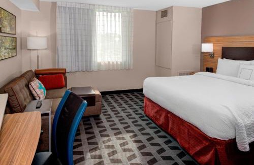 Parkersburg Hotel | TownePlace Suites by Marriott Parkersburg