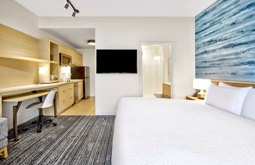 Asheville Hotel | TownePlace Suites by Marriott Asheville West