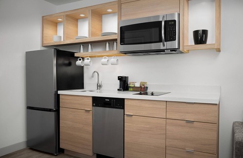 Sand Ridge Hotel | TownePlace Suites by Marriott Birmingham South