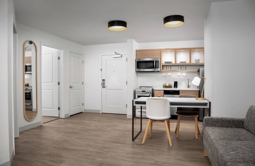 Sand Ridge Hotel | TownePlace Suites by Marriott Birmingham South