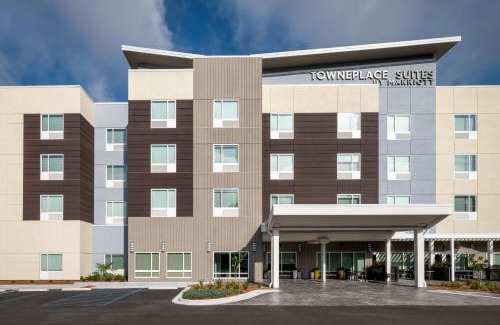 Brunswick Hotel | TownePlace Suites by Marriott Brunswick
