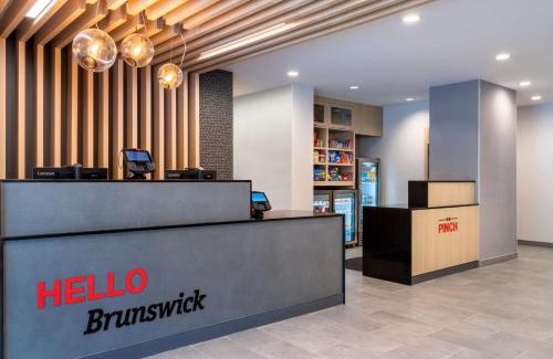 Brunswick Hotel | TownePlace Suites by Marriott Brunswick